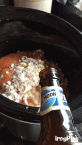 Slow Cooker Beer Chicken Pour