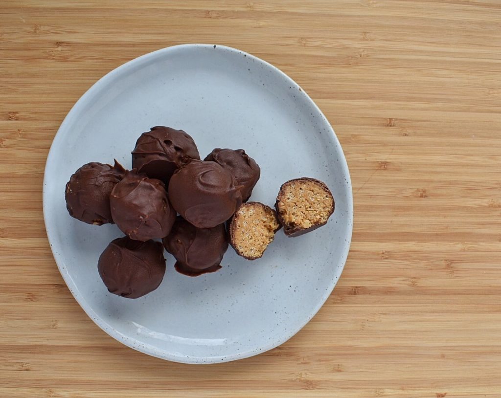 No Bake Peanut Butter Balls