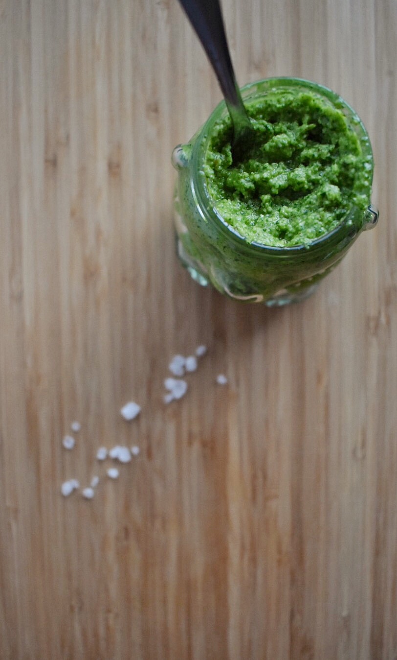 Easy Arugula Walnut Pesto